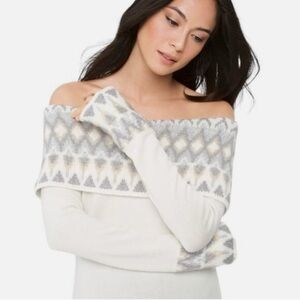 Black House White Market Off-Shoulder Patterned Sweater - Cream and Gray Size MP